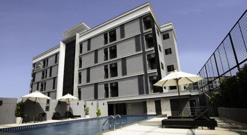 B2 Amata Nakorn Premier Hotel