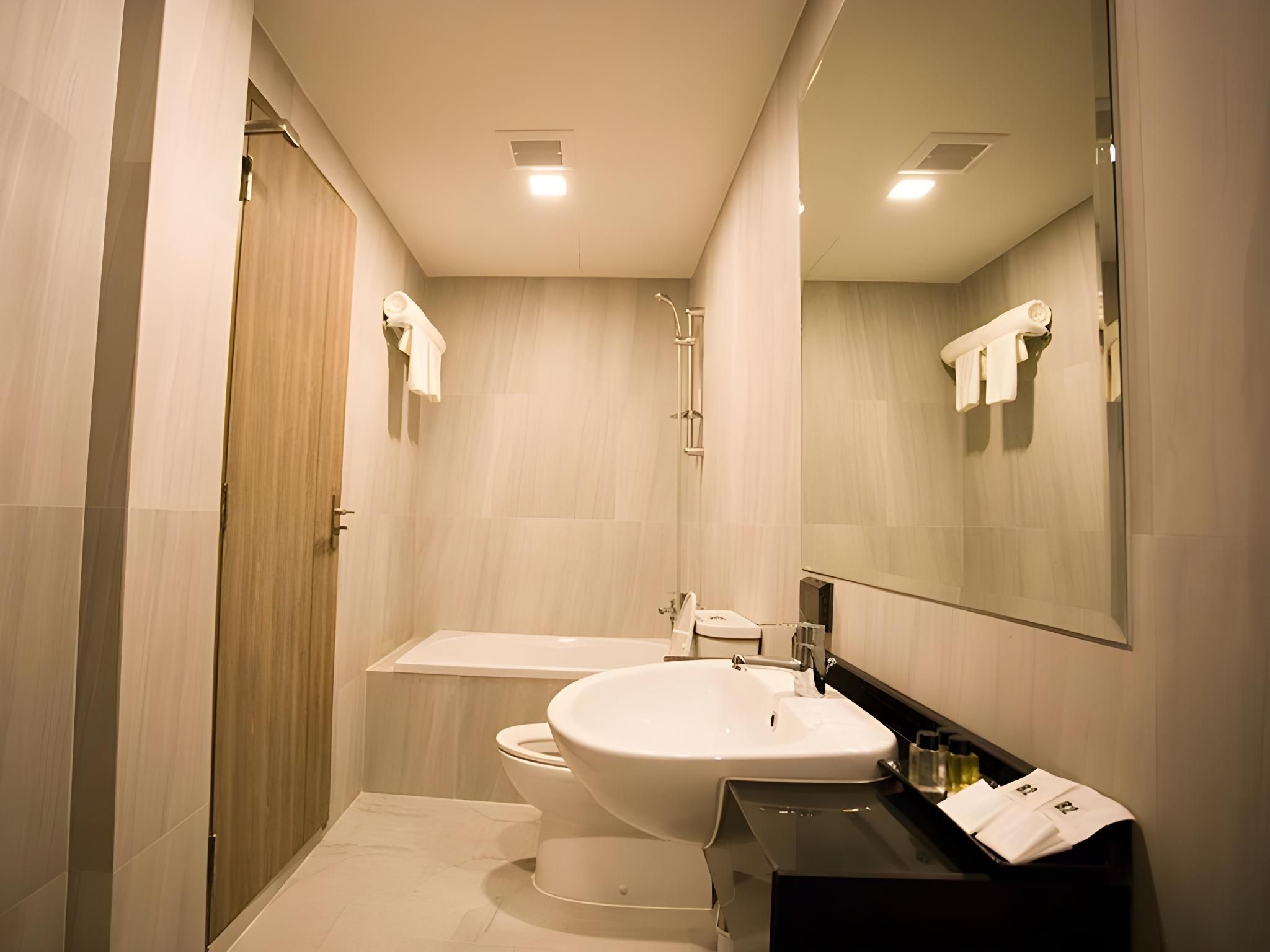 undefined B2 Amata Nakorn Premier Hotel 3