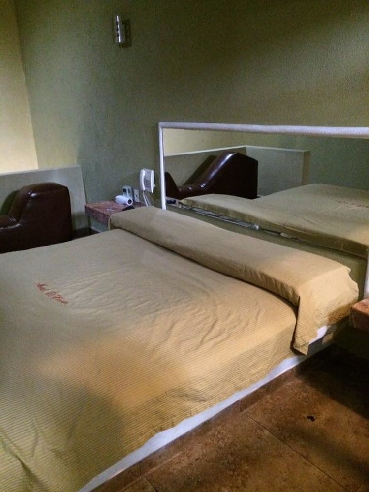 Honeymoon Single Room, Non Smoking