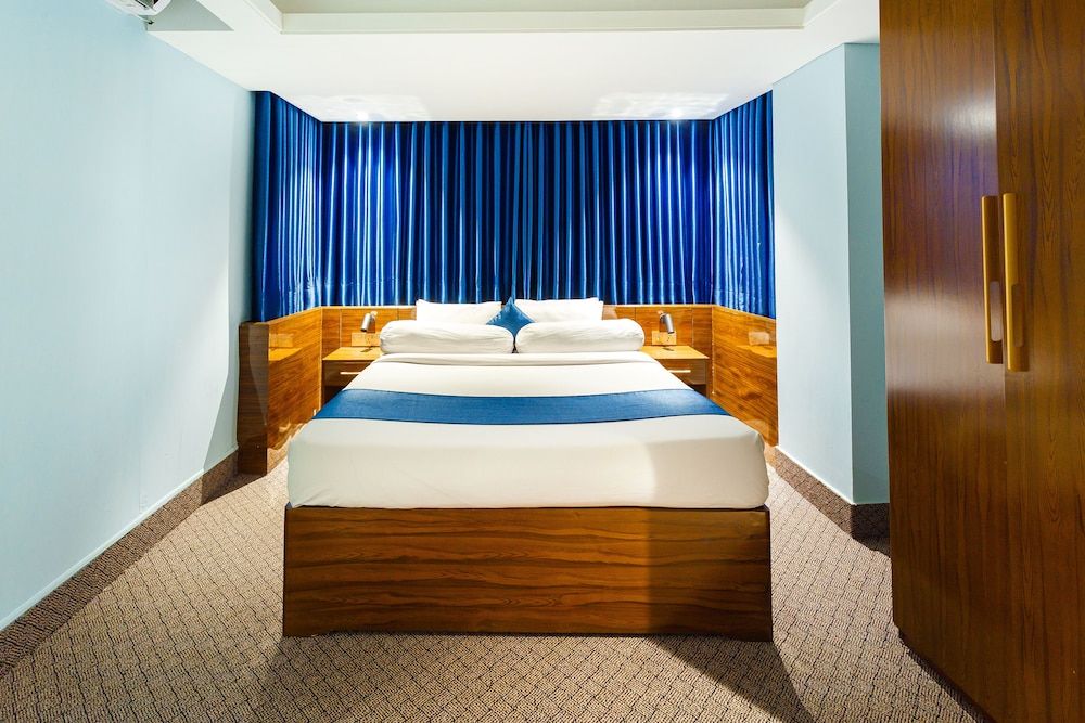 undefined Hotel The Capital