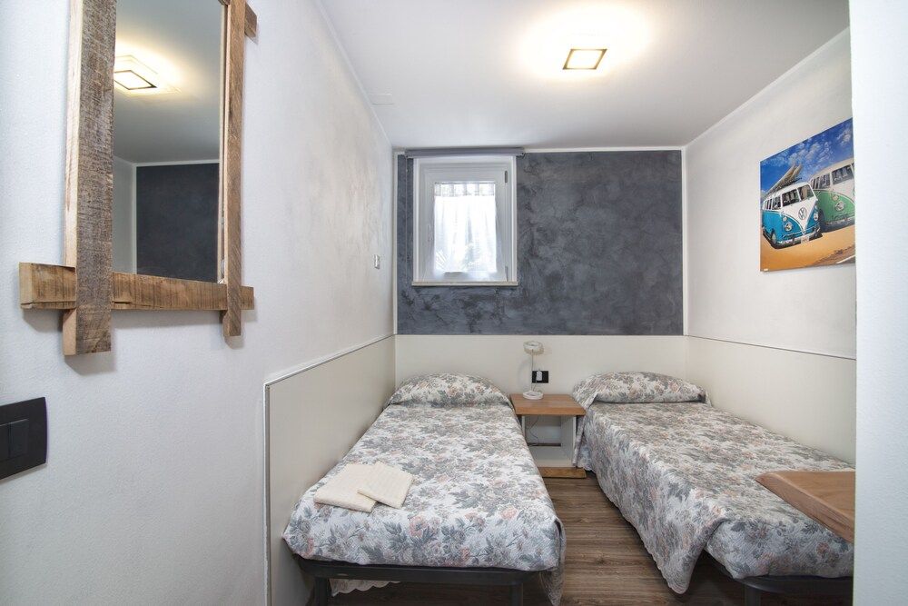 Double or Twin Room, Shared Bathroom