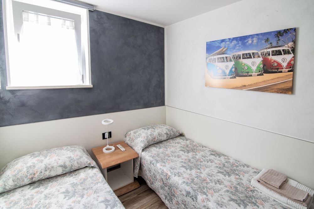 Double or Twin Room, Shared Bathroom
