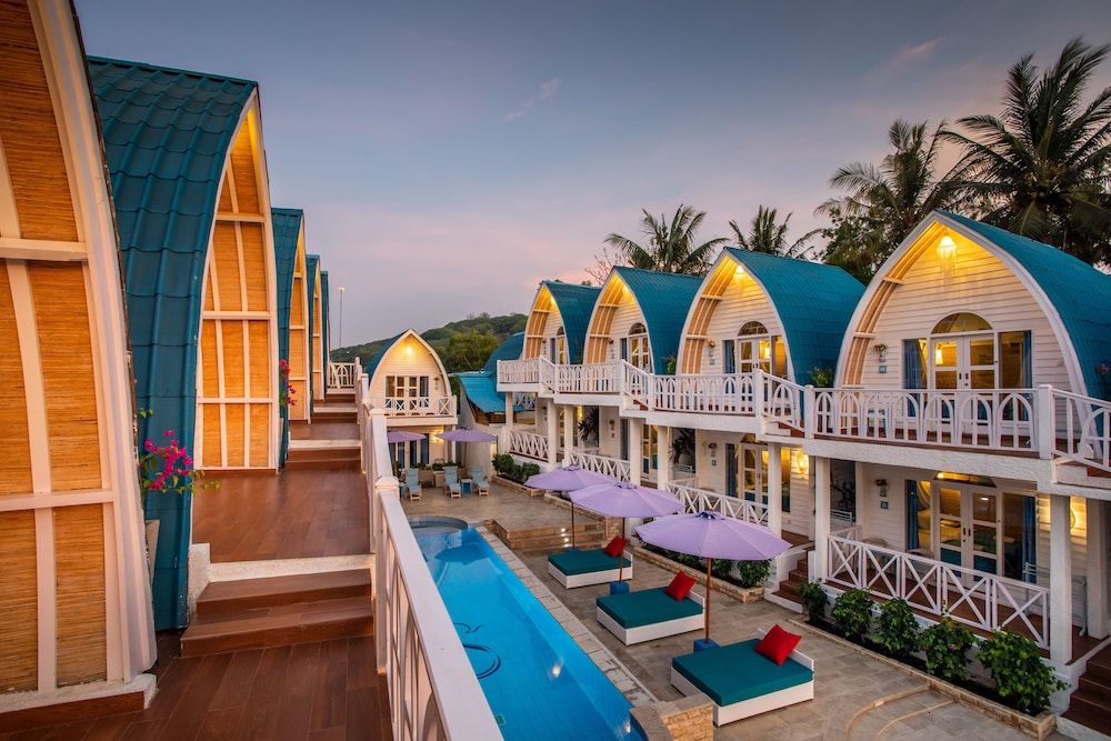 undefined Santorini Beach Resort 4