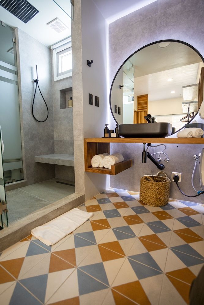 Amaka Ocean Living Lodge Double Room, 1 King Bed 11