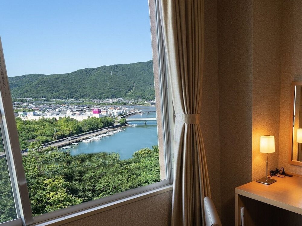 Standard Triple Room, Non Smoking, Private Bathroom