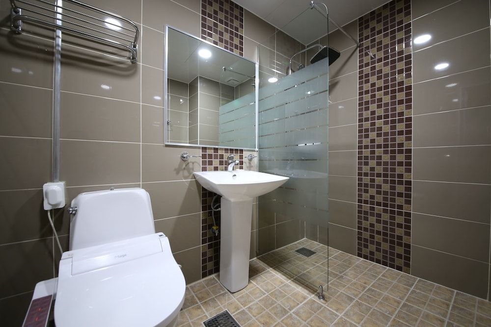 Brown Dot Hotel Cheonan Premium Styler Room 3