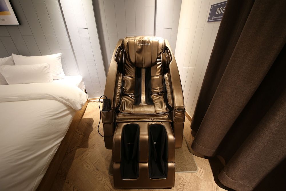 Brown Dot Hotel Cheonan Premium Massage Chair Room 7