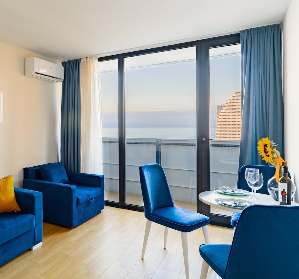 ORBI CITY Hotel Sea View Family Suite 10