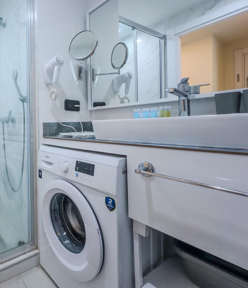 ORBI CITY Hotel Sea View Panoramic Suite 11