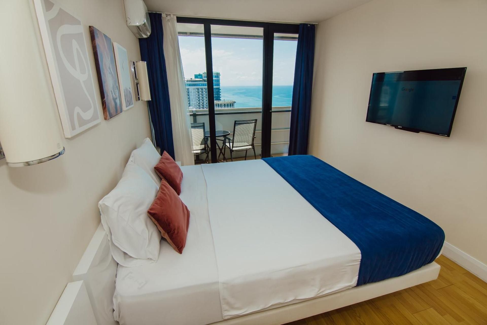 ORBI CITY Hotel Sea View Family Suite 2