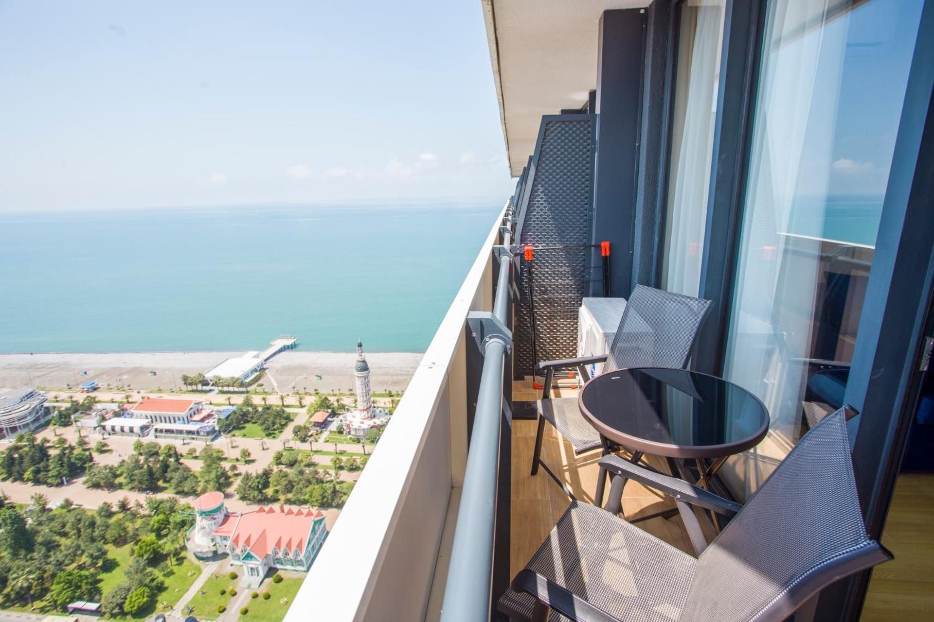 ORBI CITY Hotel Sea View Family Suite 4