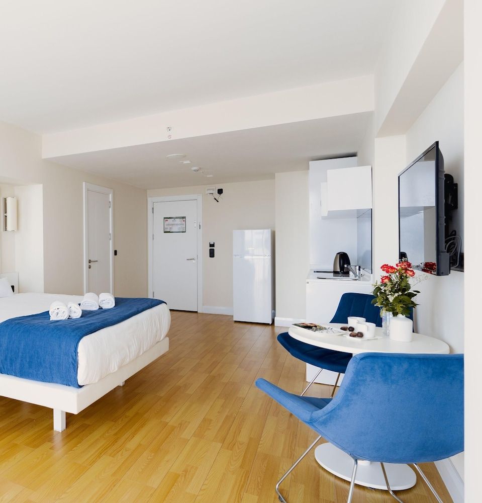 Signature Room