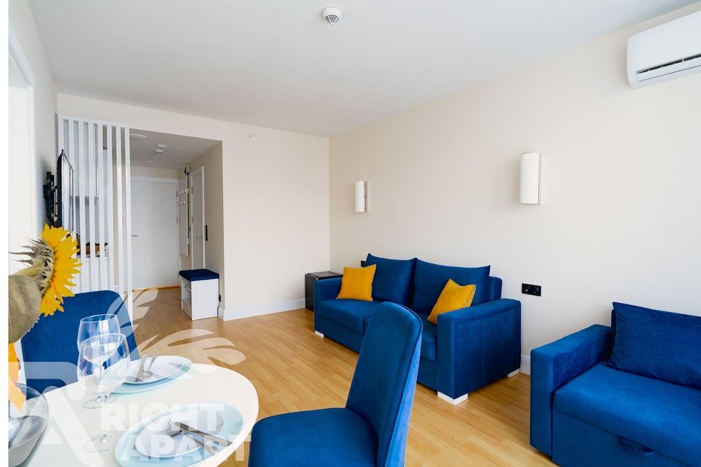 ORBI CITY Hotel Sea View Family Suite 8