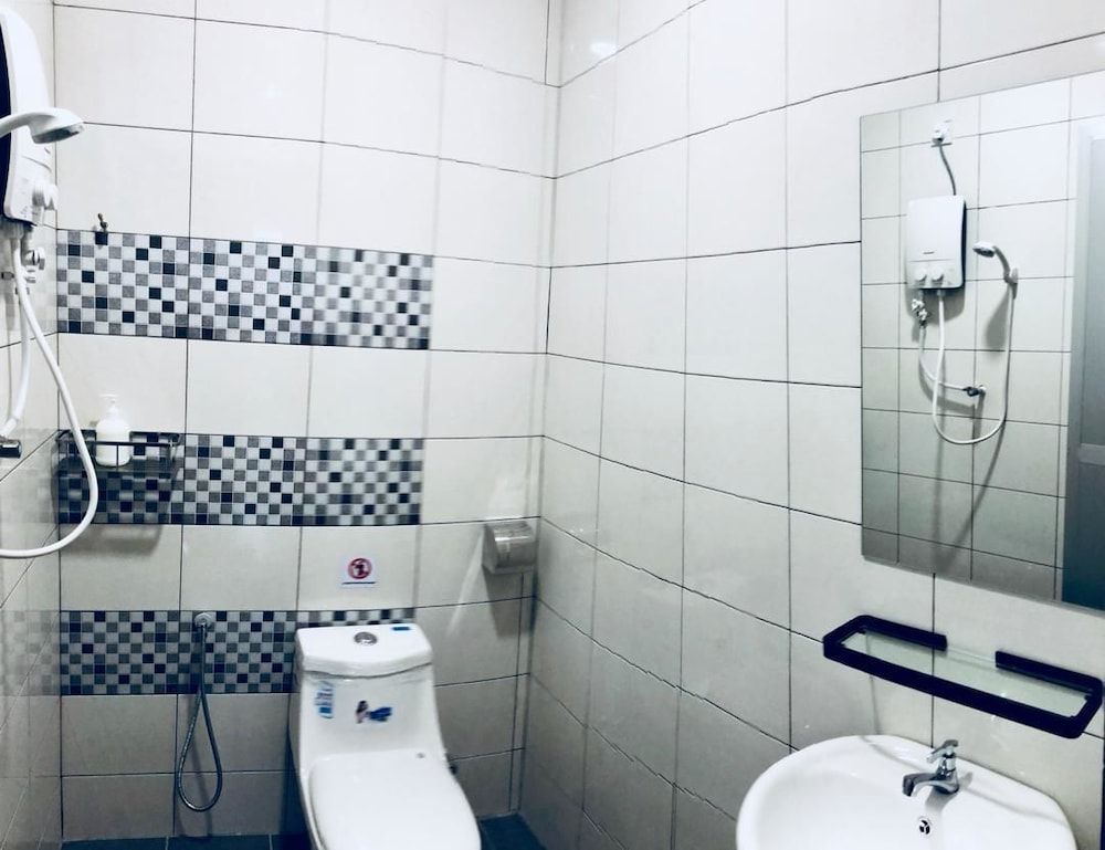 Luna Stay by Yolodge Triple Room 4