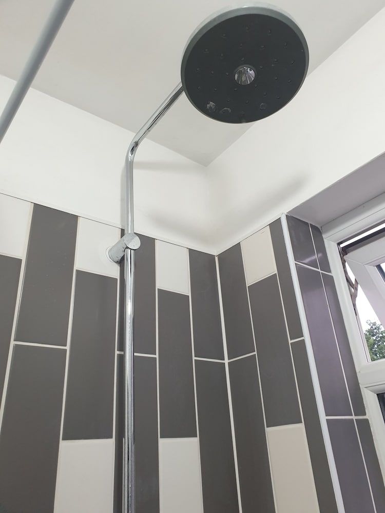 Homestay in Walsall Comfort Double Room 9