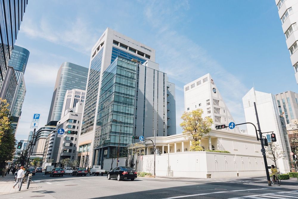 undefined Higobashi AFP Luxury Apartment 2