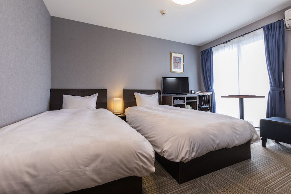 undefined Tofukuji Riverside 2