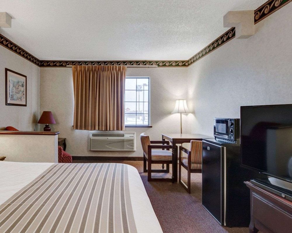 Room, 1 King Bed, Accessible, Non Smoking