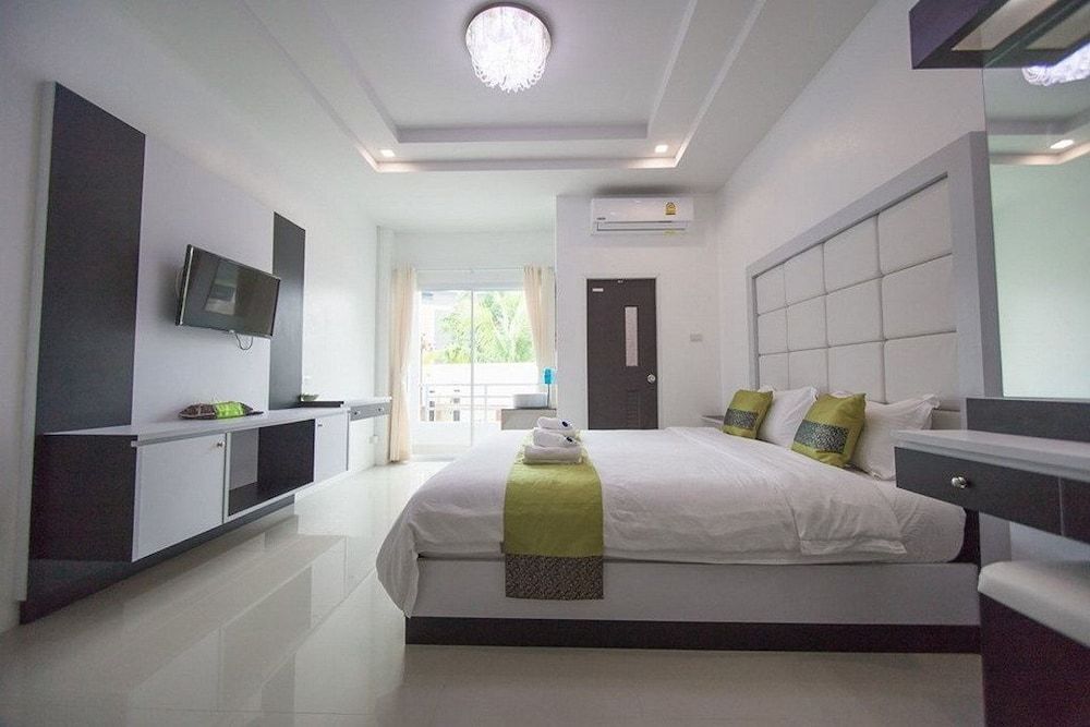 The Linux Garden Hotel Standard Room, 1 Bedroom, Smoking, Garden View 5