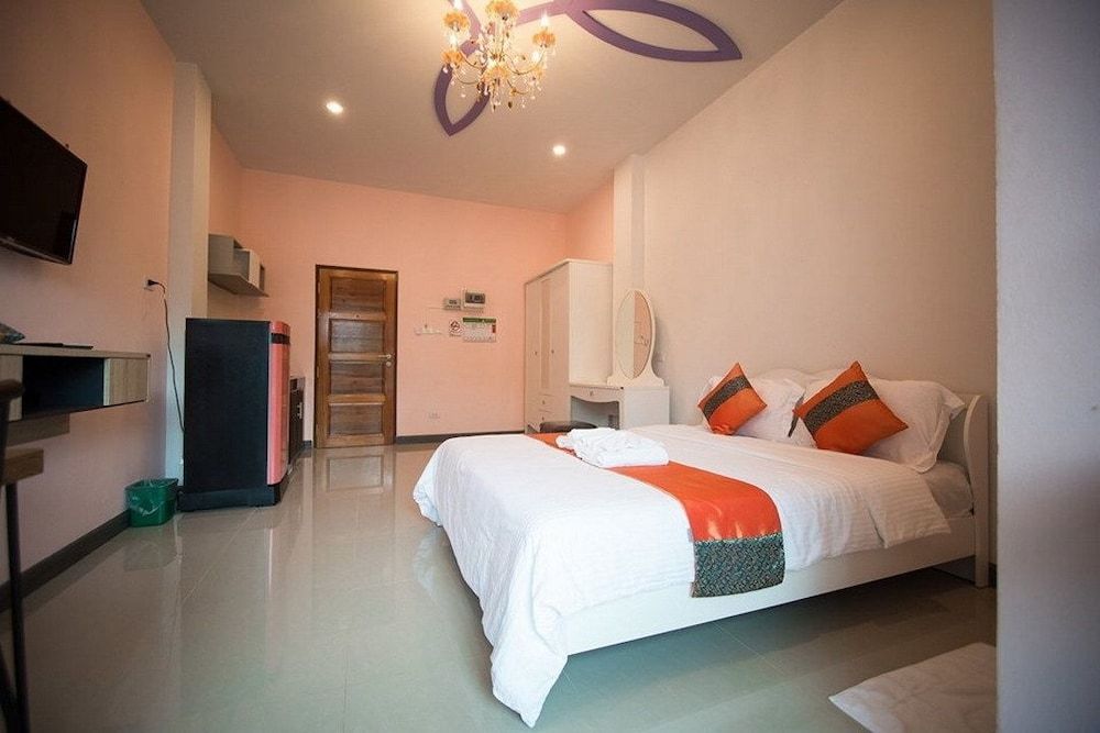 The Linux Garden Hotel Standard Room, 1 Bedroom, Smoking, Garden View