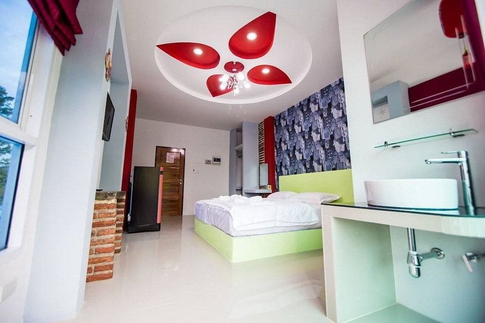 The Linux Garden Hotel Standard Room, 1 Bedroom, Smoking, Garden View 6