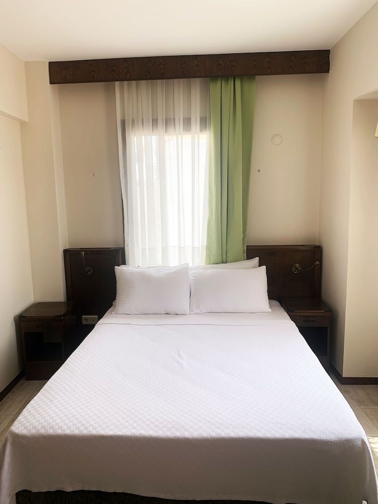 Mitos Hotel Standard Double Room 3