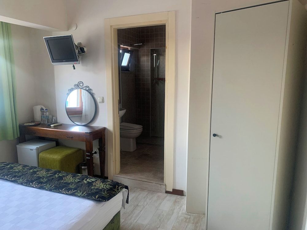 Mitos Hotel Standard Double Room 10