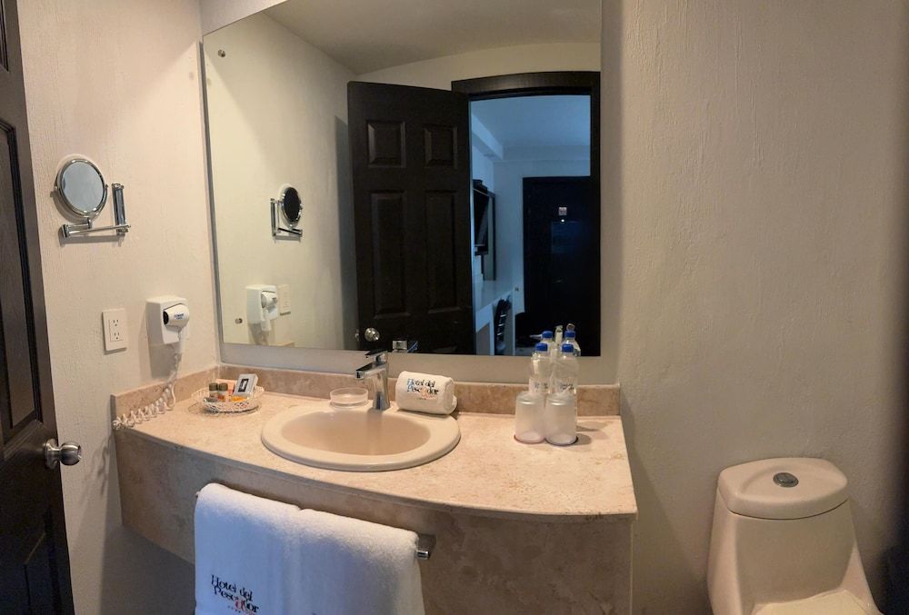 Hotel del Pescador Standard Room, 1 King Bed 3