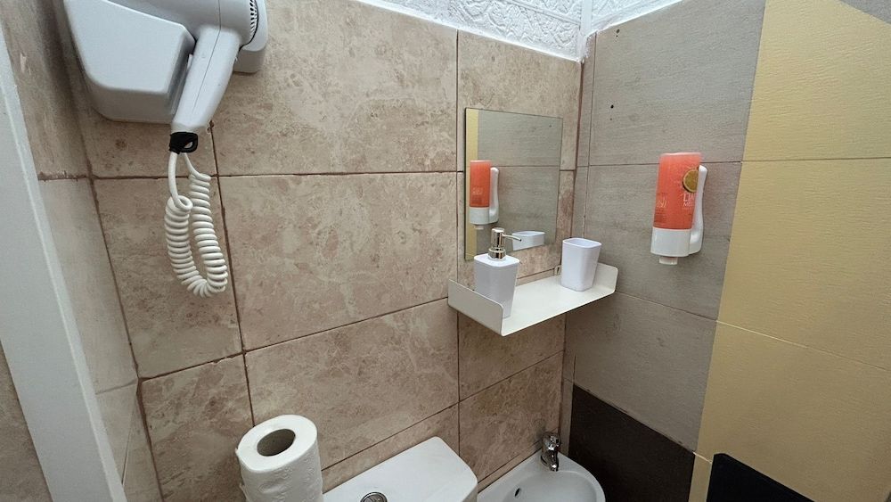 undefined Central Accomodation PIATA ROMANA 8