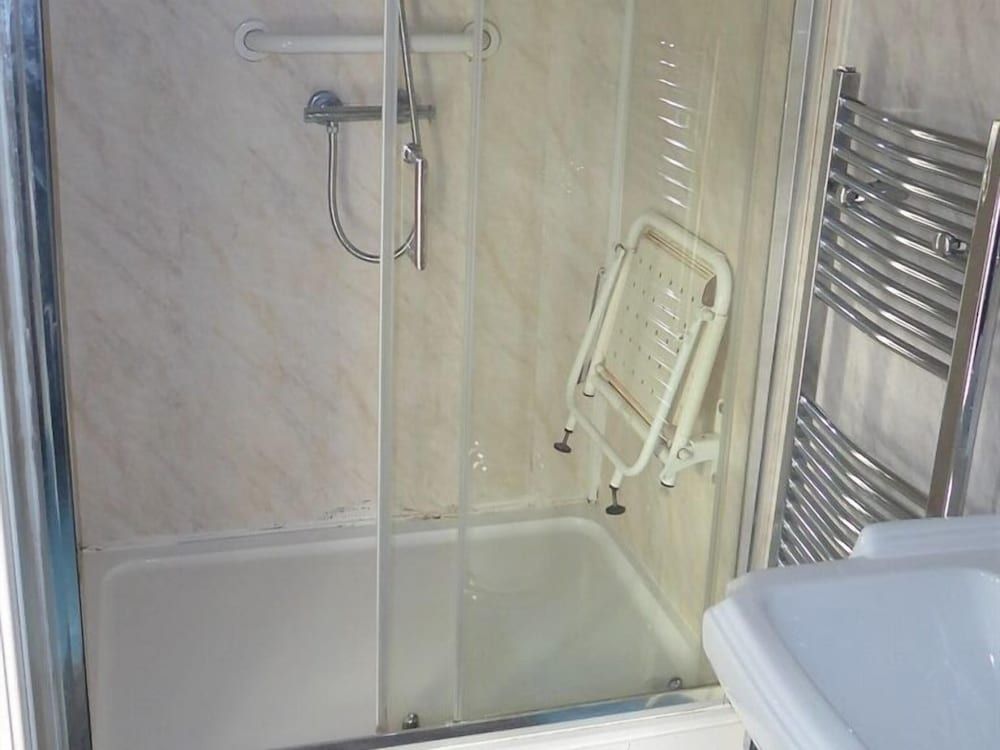 Rest and Welcome Standard Double Room, Shared Bathroom 3