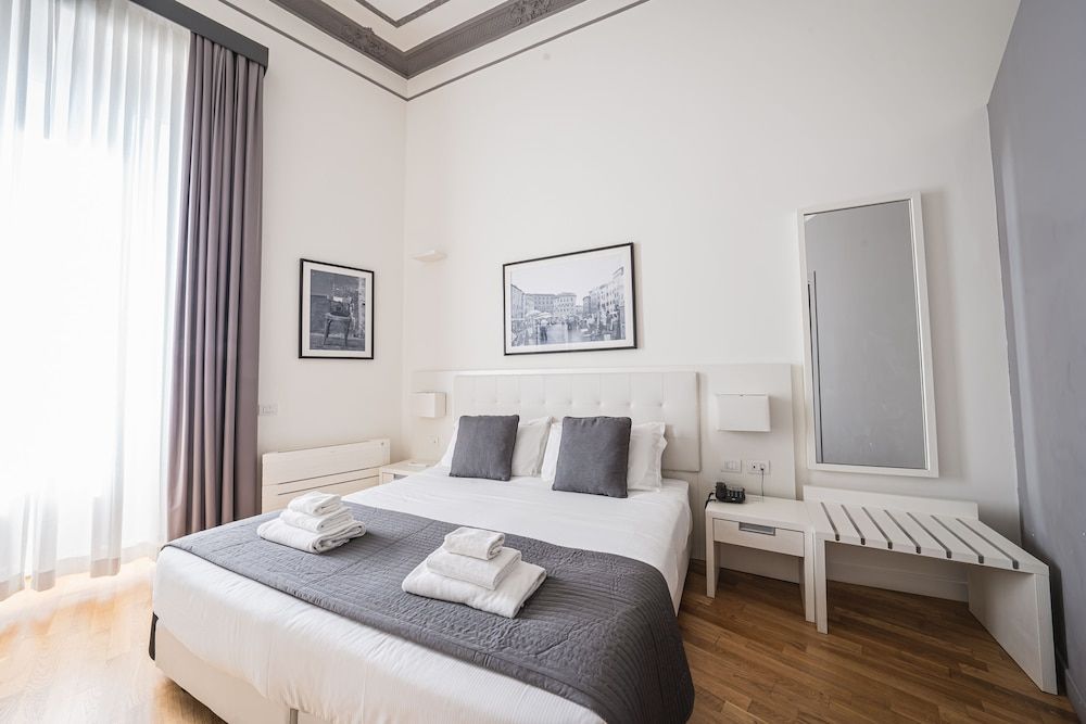 undefined Capitals Luxury Rivers 10