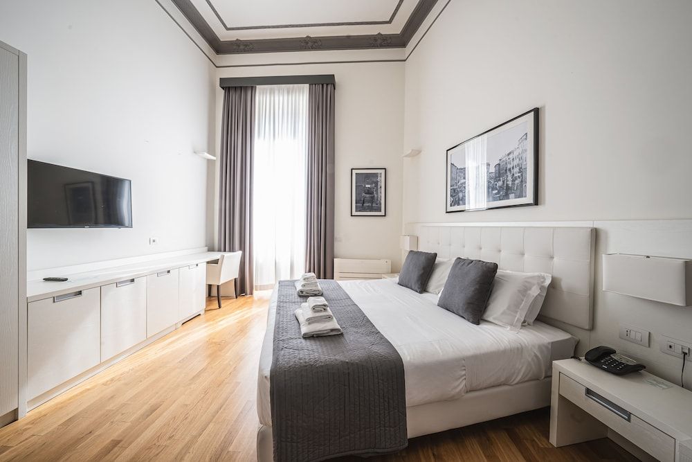 undefined Capitals Luxury Rivers 6