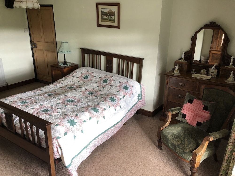 Powter Howe Double Room, Private Bathroom 3