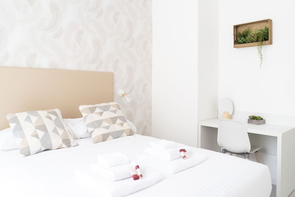 undefined White Gioberti Guesthouse 6