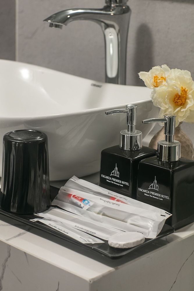 undefined Hanoi Vacanza Premier Hotel 8