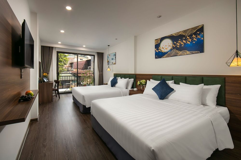 undefined Hanoi Vacanza Premier Hotel 2