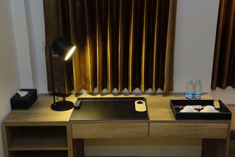 K.C Hotel Premier Double Room 5