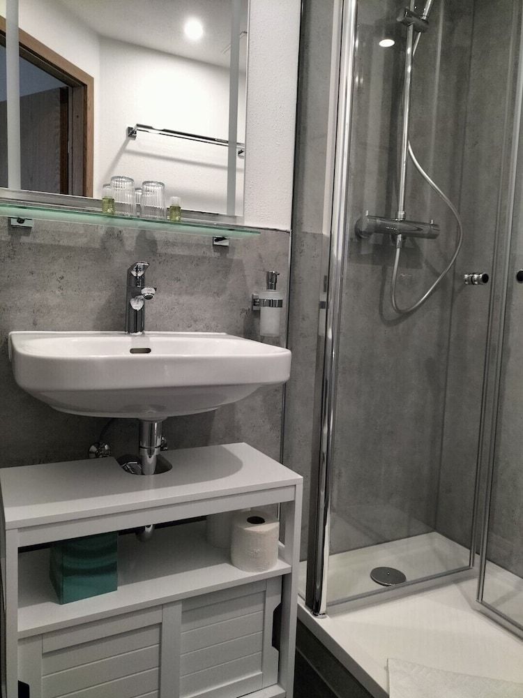 Hotel Silbertanne Basic Double Room 3