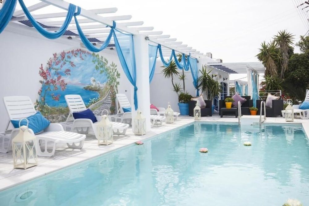 undefined Amaryllis Studios 6