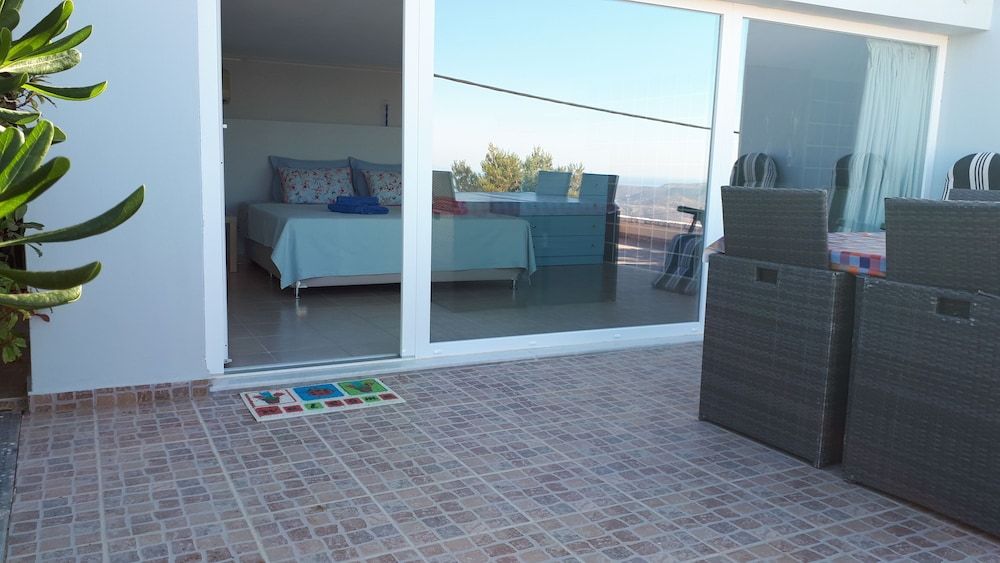 Viva B&B Blue View Deluxe Double Room, Sea View 5