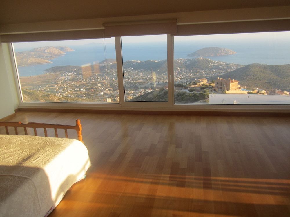 Viva B&B Honeymoon Suite, Sea View 24