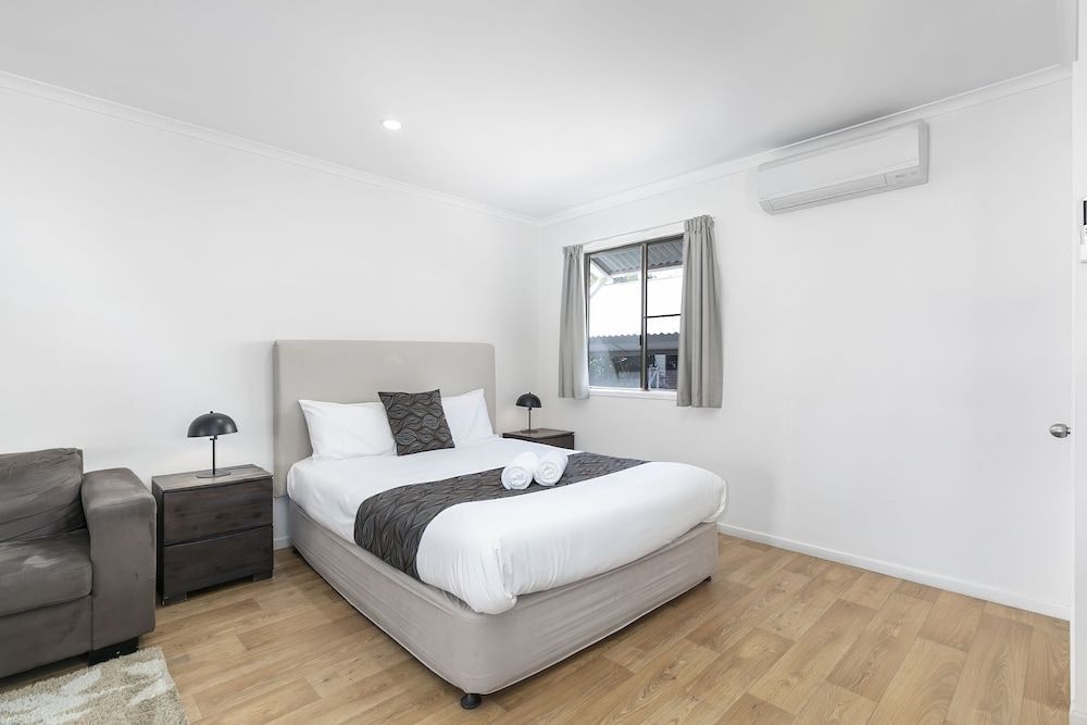 Mossman Resort Holiday Villas Superior Queen Villa 3