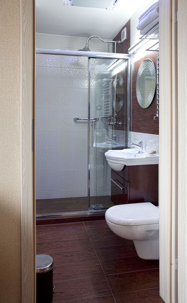 M Hotel Sosnowiec Standard Twin Room, 2 Twin Beds 3