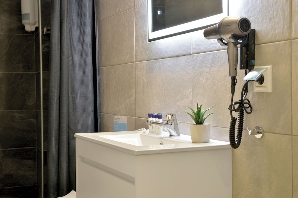 Alekos Apartments 2 Netflix, Self Check-In Deluxe Studio, 1 King Bed, Non Smoking 10