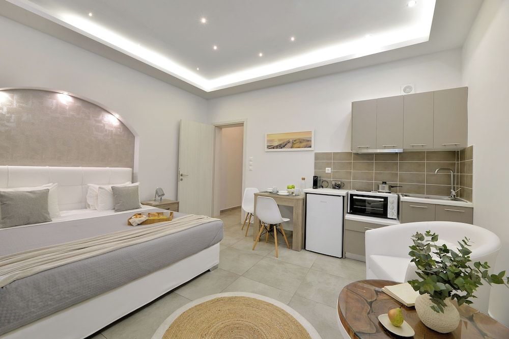 Alekos Apartments 2 Netflix, Self Check-In Deluxe Studio, 1 King Bed, Non Smoking 8