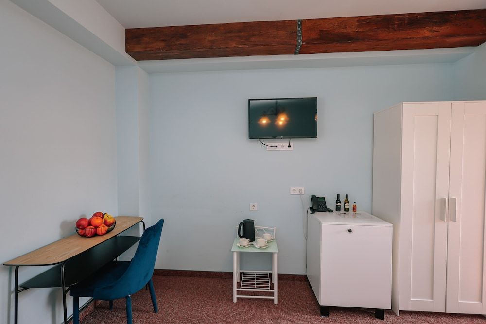 Magnolia Standard Triple Room 11