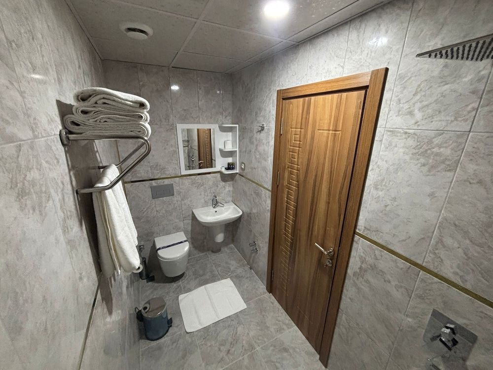 Zumrut Palas Hotel Economy Room (No Window) 2