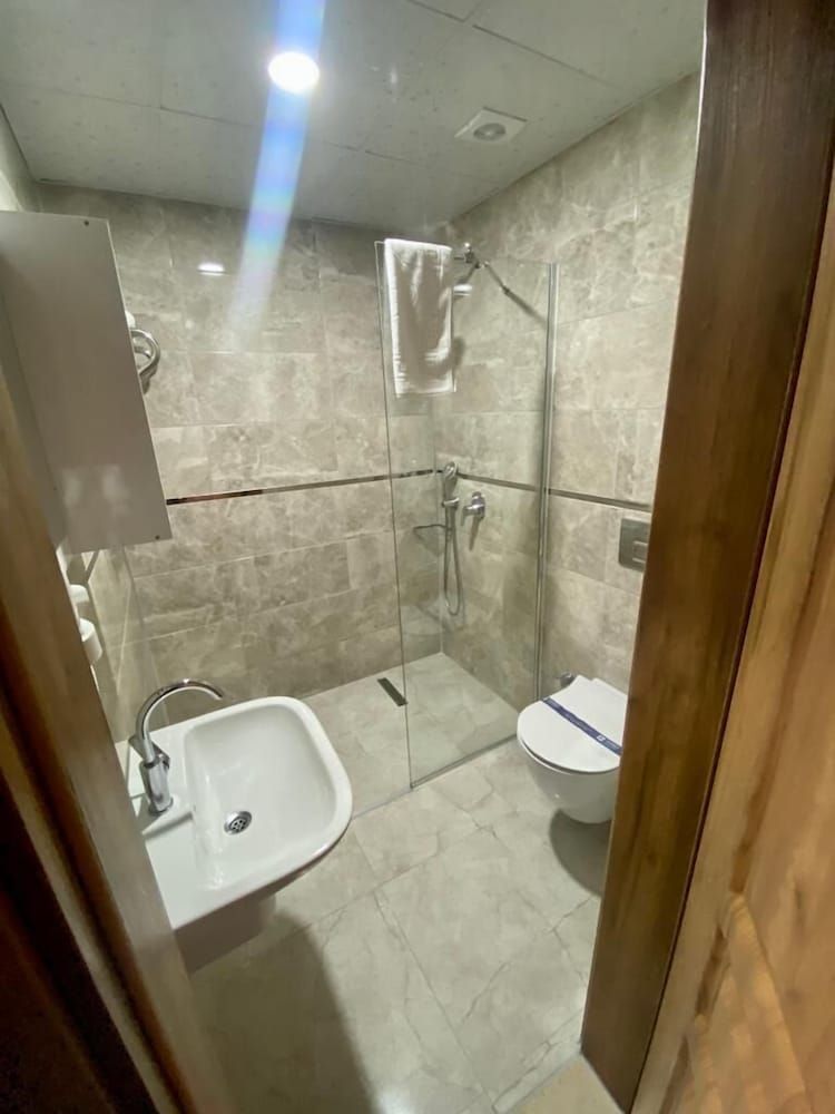 Zumrut Palas Hotel Economy Twin Room 4