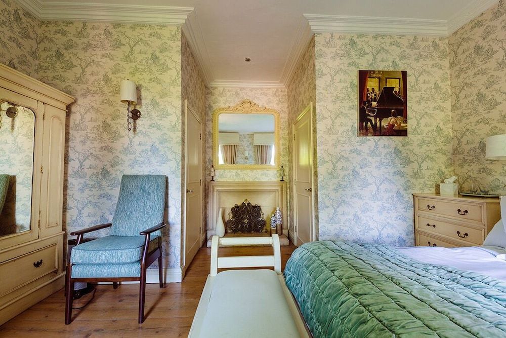 Hickman Hill Hotel Superior Room, Ground Floor 5