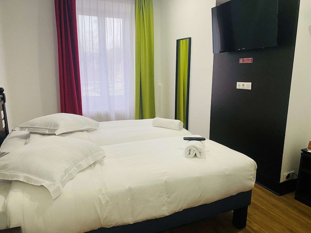 Standard Room, 2 Twin Beds